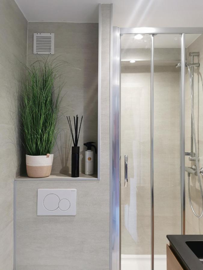 Studio De Strandloper Met 1 Zetelbed En 1 Bedkast Apartment Middelkerke Bagian luar foto