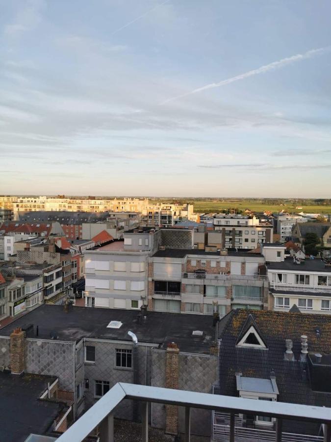 Studio De Strandloper Met 1 Zetelbed En 1 Bedkast Apartment Middelkerke Bagian luar foto